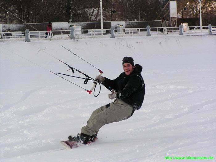 Snowkiten025